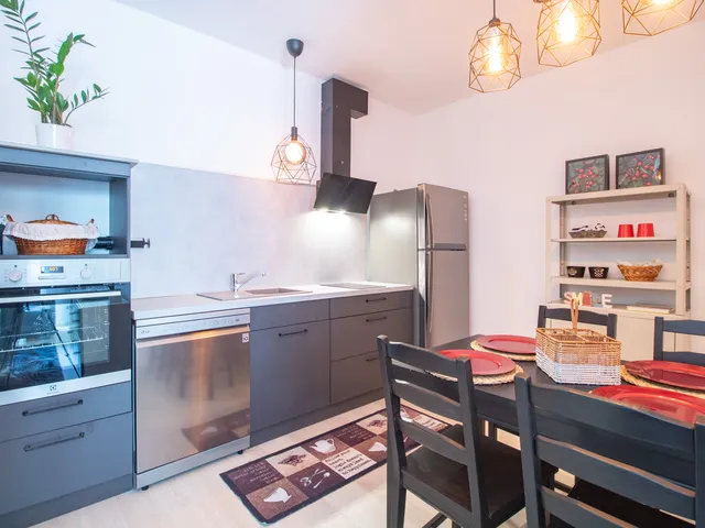 Eladó lakás Budapest VIII. kerület, Kerepesdűlő, Fiumei út 5. 41 nm