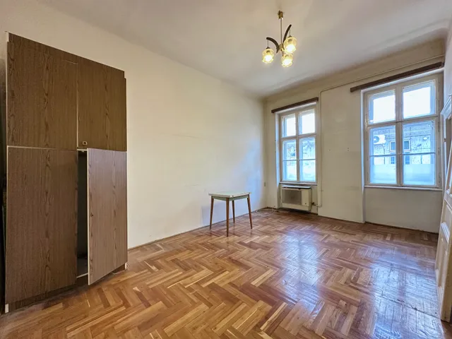 Eladó lakás Budapest VIII. kerület, Népszínháznegyed, Bezerédj utca 30 nm