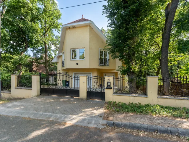 Kiadó ház Budapest II. kerület, Adyliget 306 nm