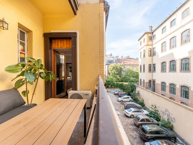 Eladó lakás Budapest XIII. kerület, Lőportárdűlő, Taksony 74 nm