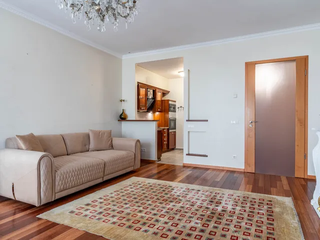 Eladó lakás Budapest I. kerület, Várnegyed, Országház utca 81 nm