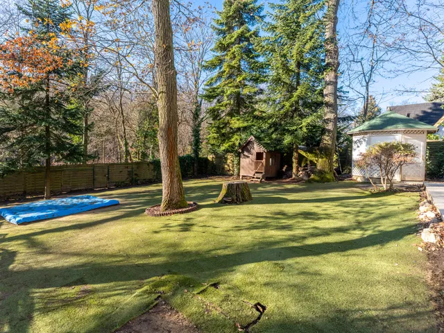 Eladó ház Budapest II. kerület, Adyliget, Feketerigó 211 nm