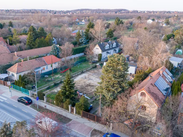 Eladó telek Budapest XVI. kerület 275 nm