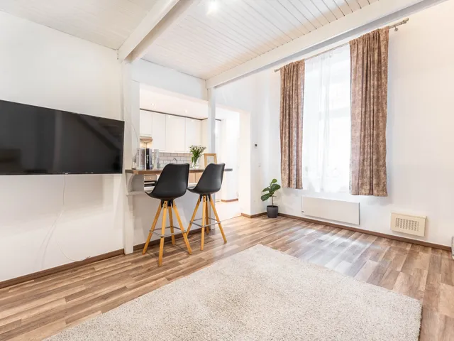 Eladó lakás Budapest VI. kerület, Nagykörúton kívüli terület, Szondi utca 79 58 nm