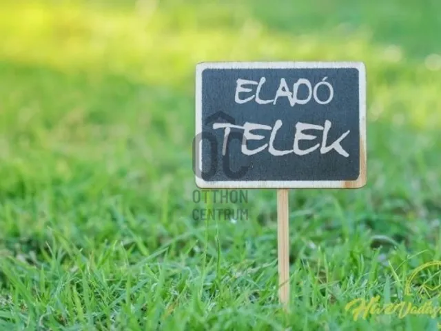 Eladó telek Újszász 917 nm