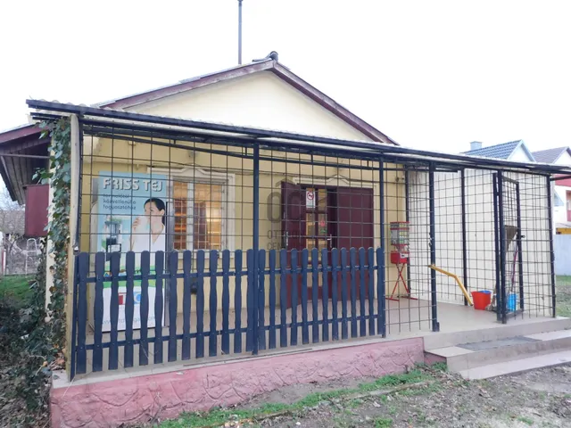 Eladó ház Tápiószentmárton 64 nm