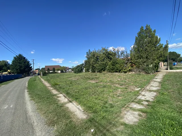 Eladó telek Abony 918 nm