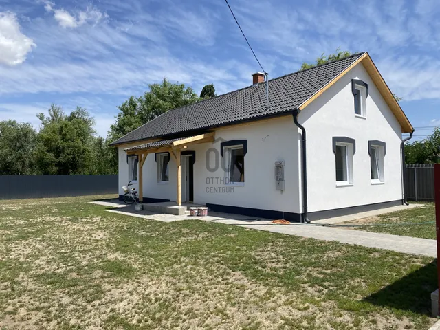 Eladó ház Abony 79 nm