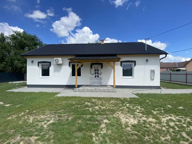 Eladó ház Abony 79 nm