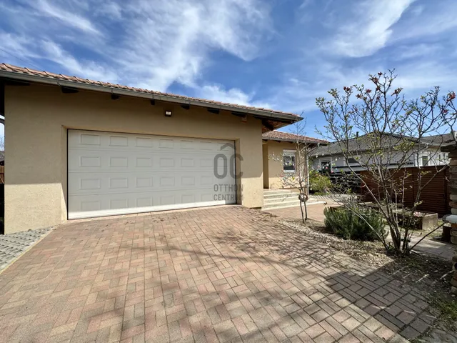 Eladó ház Helvécia 162 nm