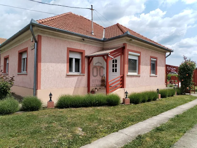 Eladó ház Tápiógyörgye 82 nm