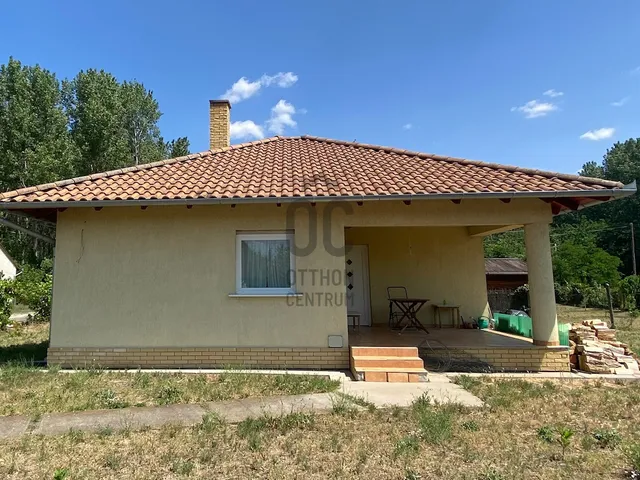 Eladó ház Csemő 57 nm