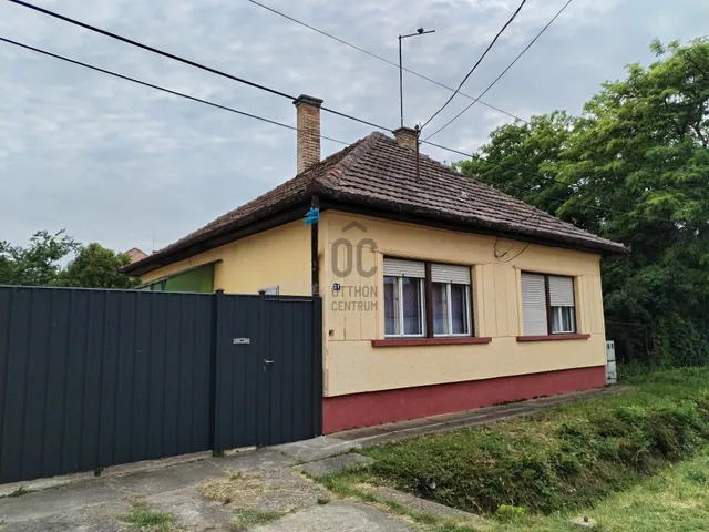 Eladó ház Cegléd 100 nm