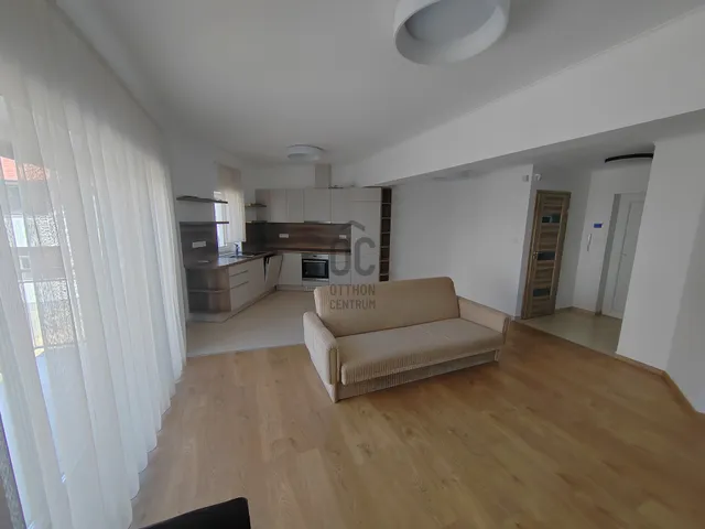 Kiadó lakás Cegléd 72 nm