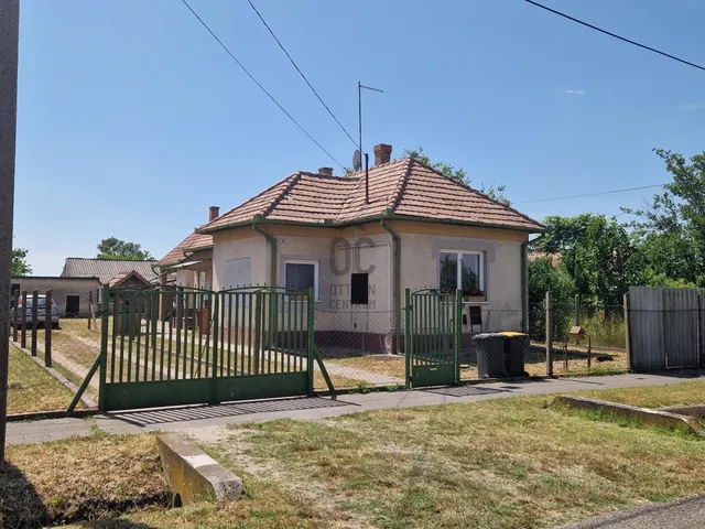 Eladó ház Kőröstetétlen 65 nm
