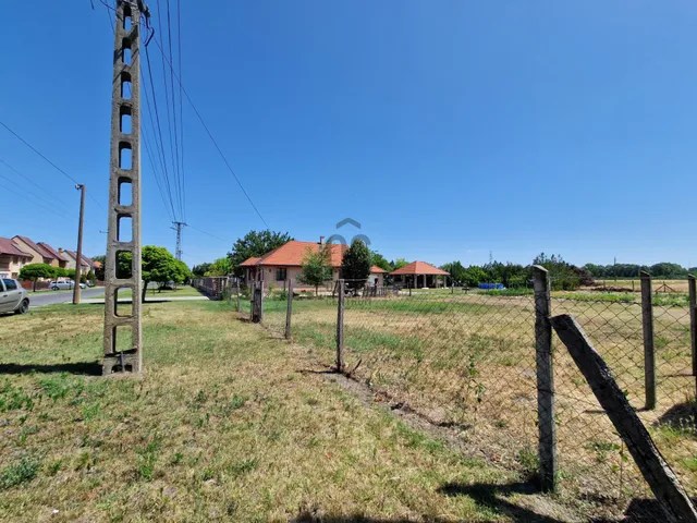 Eladó telek Cegléd, Bede 991 nm