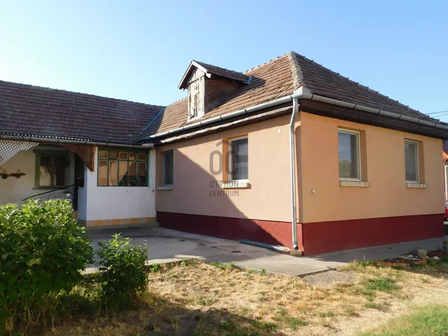 Eladó ház Tápióság 139 nm