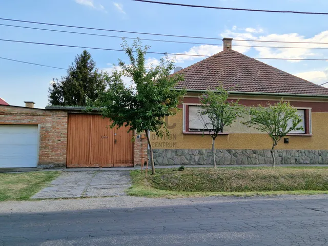 Eladó ház Cegléd 99 nm