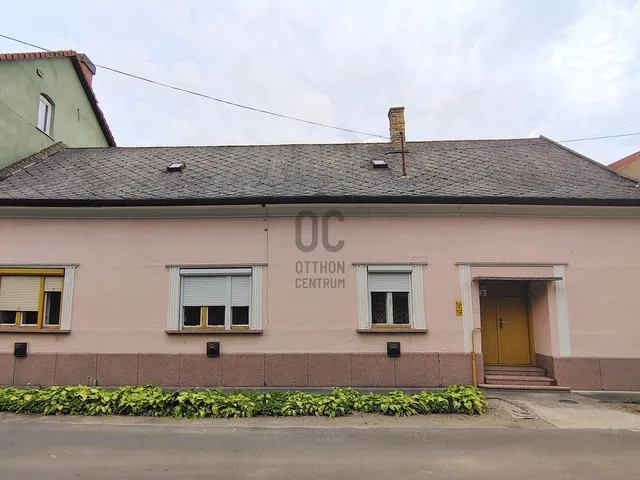 Eladó ház Cegléd 97 nm
