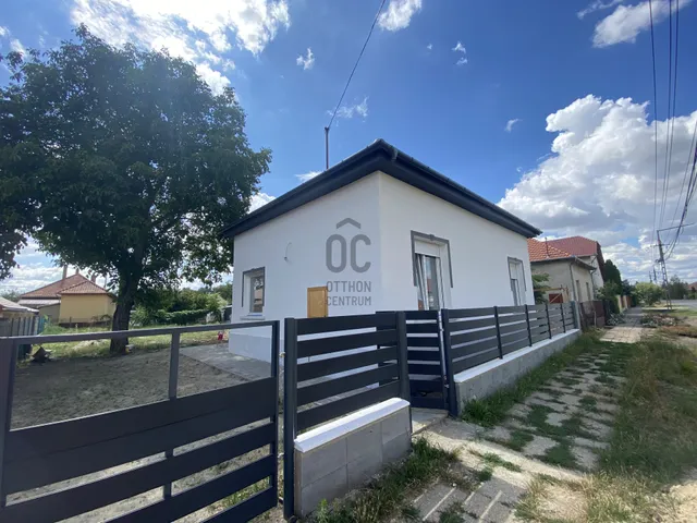 Eladó ház Abony 65 nm