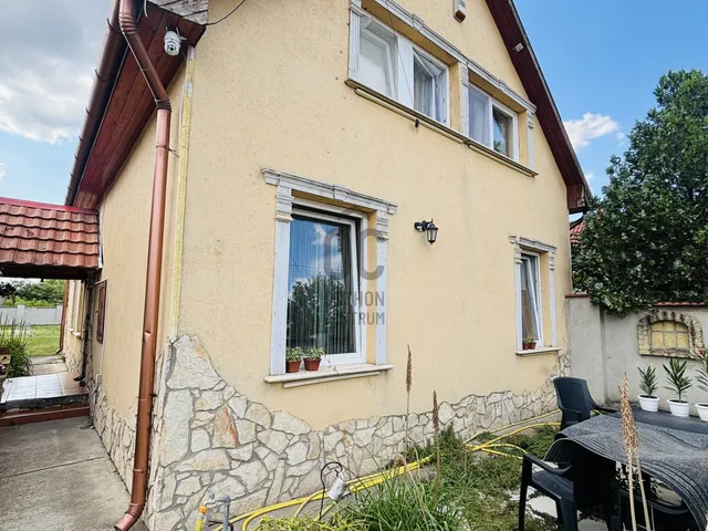 Eladó lakás Cegléd 80 nm