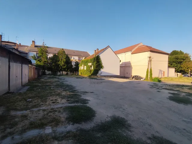 Eladó garázs Nagykőrös 16 nm