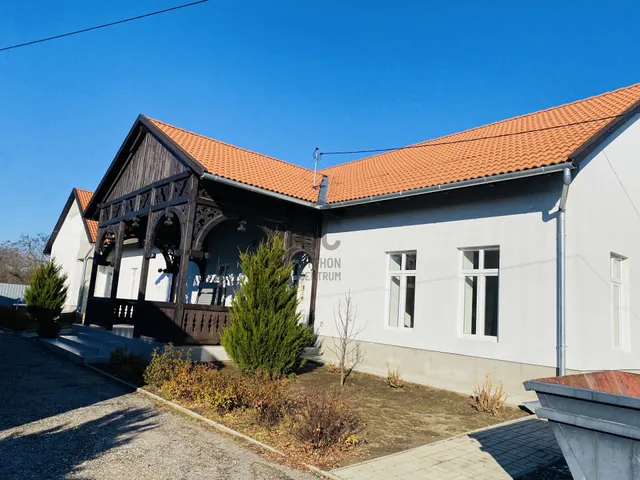 Eladó lakás Tápiószele 65 nm
