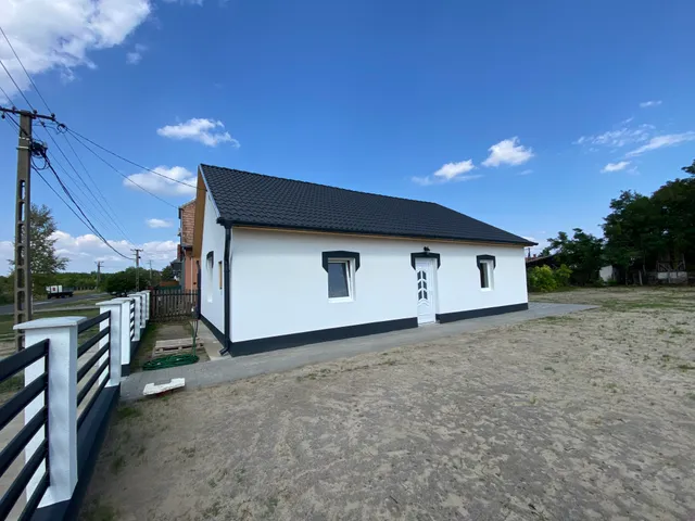 Eladó ház Abony 55 nm