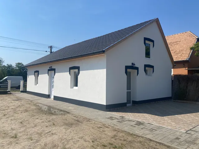 Eladó ház Abony 55 nm