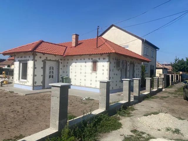 Eladó ház Abony 56 nm