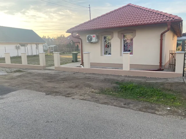 Eladó ház Abony 56 nm