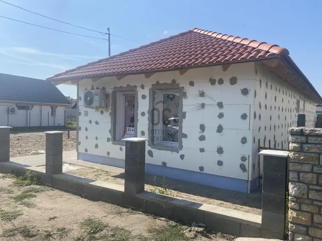 Eladó ház Abony 56 nm