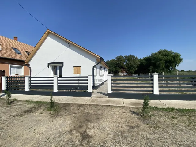 Eladó ház Abony 55 nm
