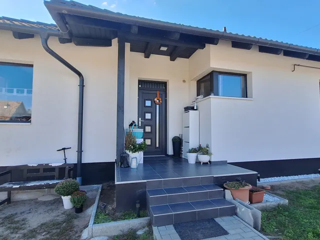 Eladó ház Albertirsa 70 nm