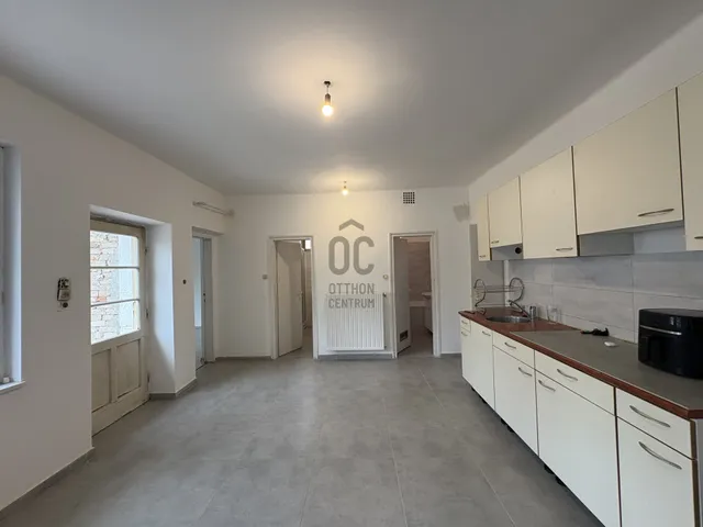 Eladó ház Cegléd 100 nm