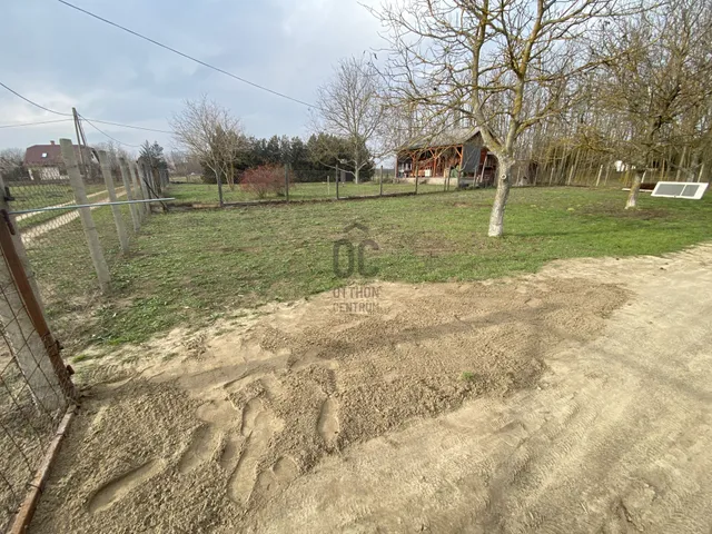 Eladó telek Tápiószőlős 800 nm