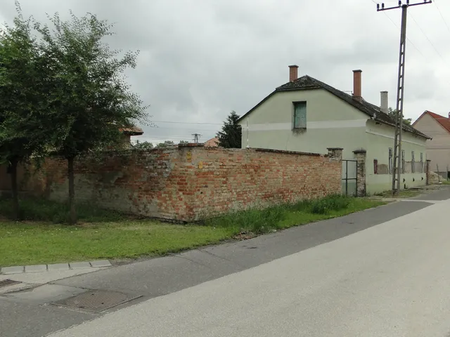 Eladó ház Nagykőrös, Tabán 130 nm