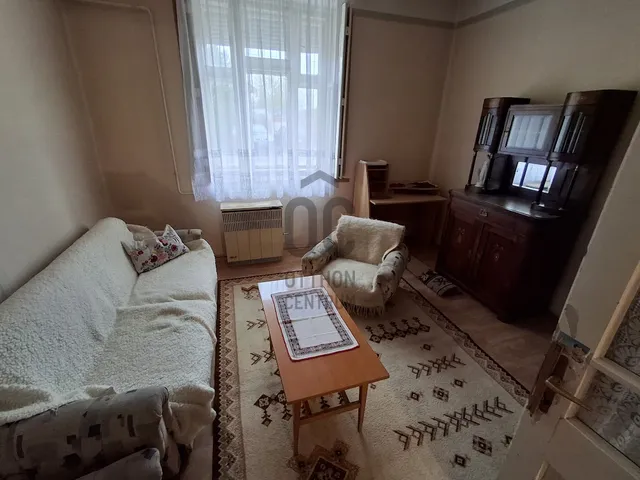 Eladó ház Jászkarajenő 81 nm