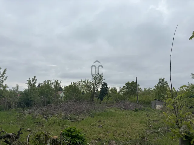 Eladó telek Cegléd 1080 nm