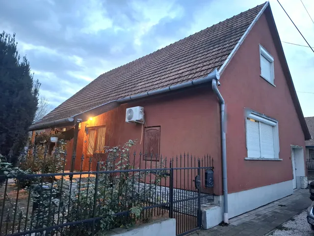 Eladó ház Cegléd 114 nm