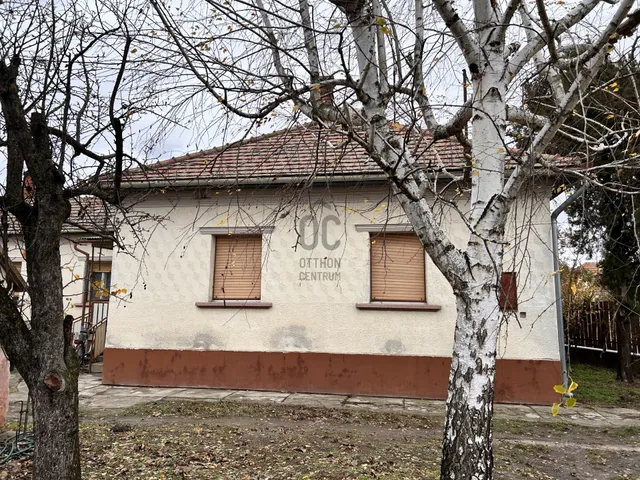 Eladó ház Törtel 95 nm