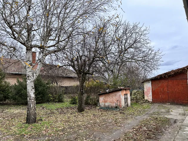 Eladó ház Törtel 95 nm