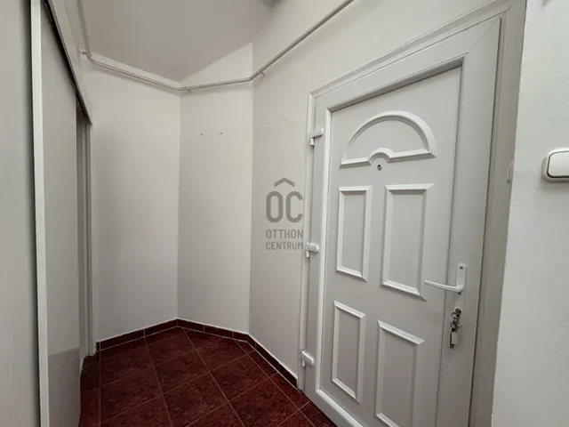 Eladó lakás Cegléd 65 nm