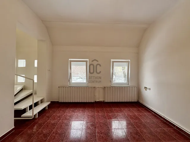 Eladó lakás Cegléd 65 nm