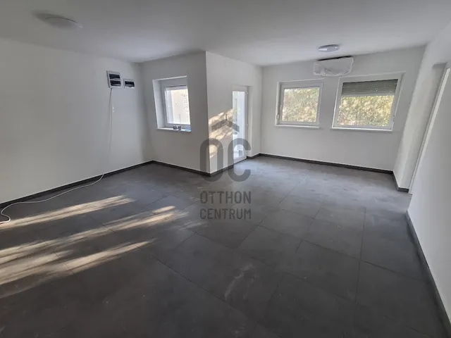 Eladó lakás Abony 69 nm