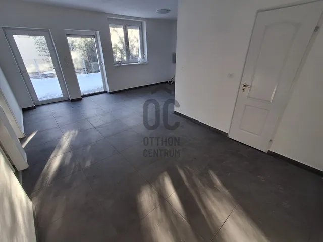 Eladó lakás Abony 59 nm