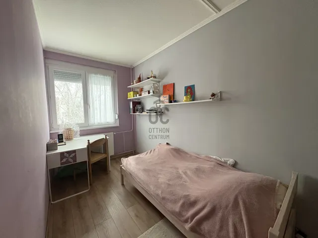 Eladó lakás Cegléd 64 nm