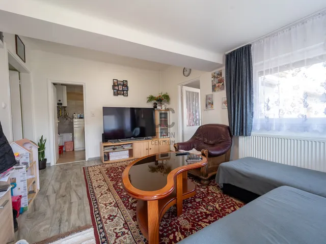 Eladó ház Törtel 66 nm