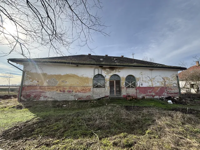 Eladó ház Cegléd 200 nm