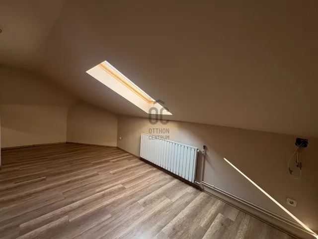 Eladó lakás Cegléd 65 nm